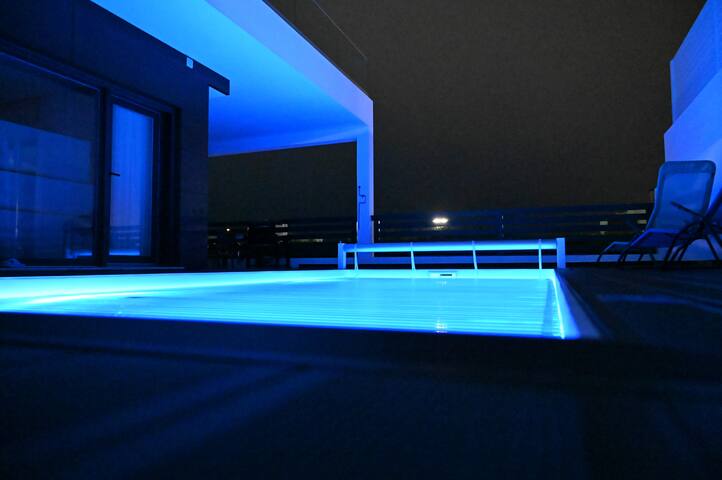 Oceanview Villa with Private Pool gallery image 4