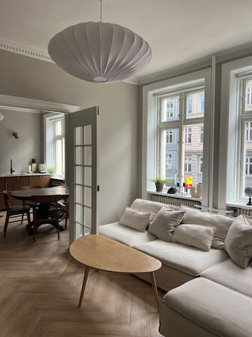 Cozy & Modern Stay in Charming Frederiksberg