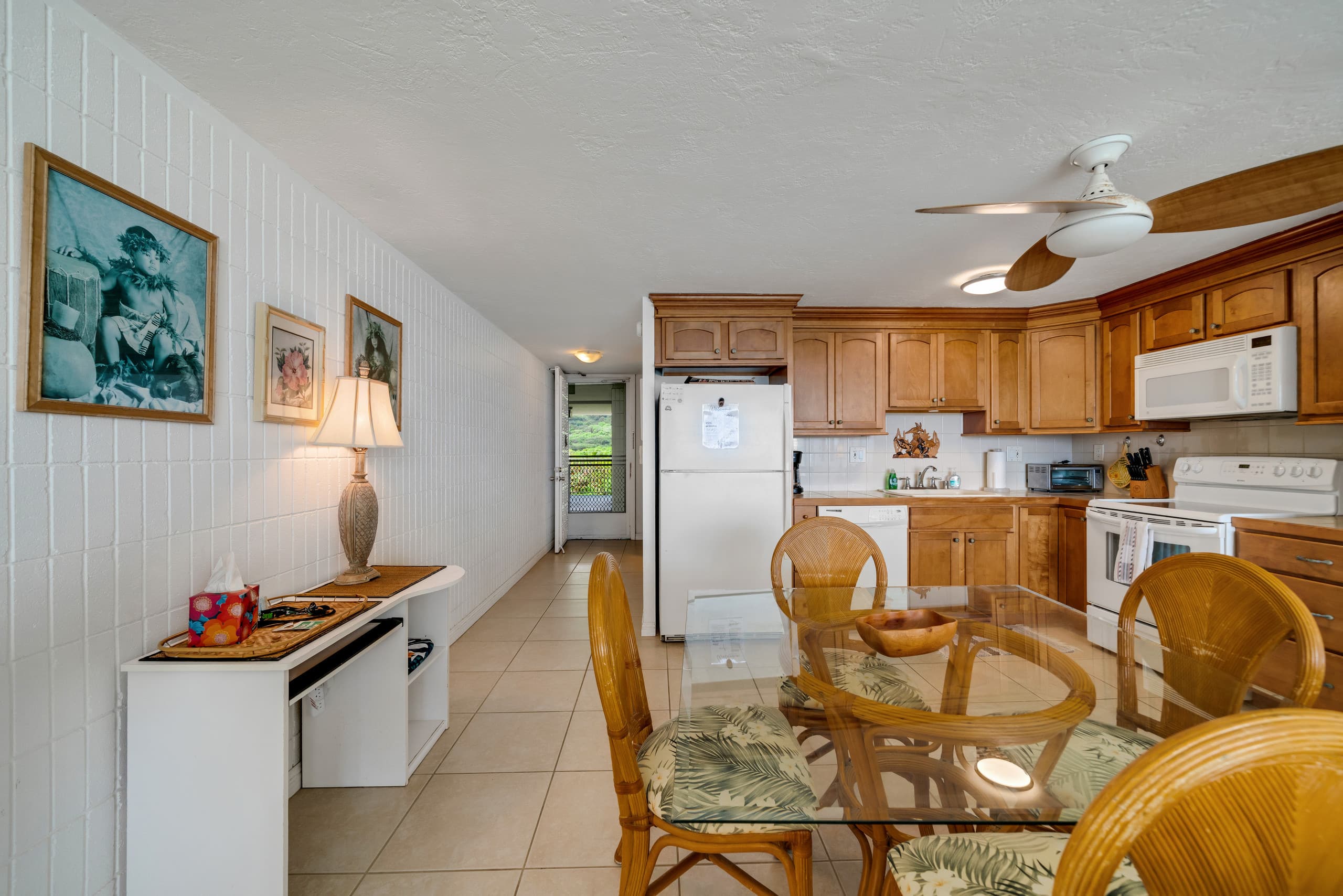 Condo in Hauula · ★4.88 · 1 bedroom · 3 beds · 1 private bath - Image 11
