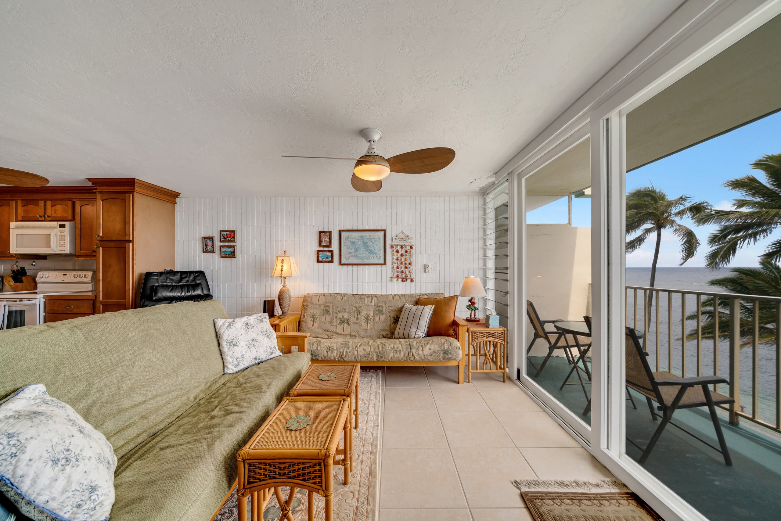 Condo in Hauula · ★4.88 · 1 bedroom · 3 beds · 1 private bath - Image 6