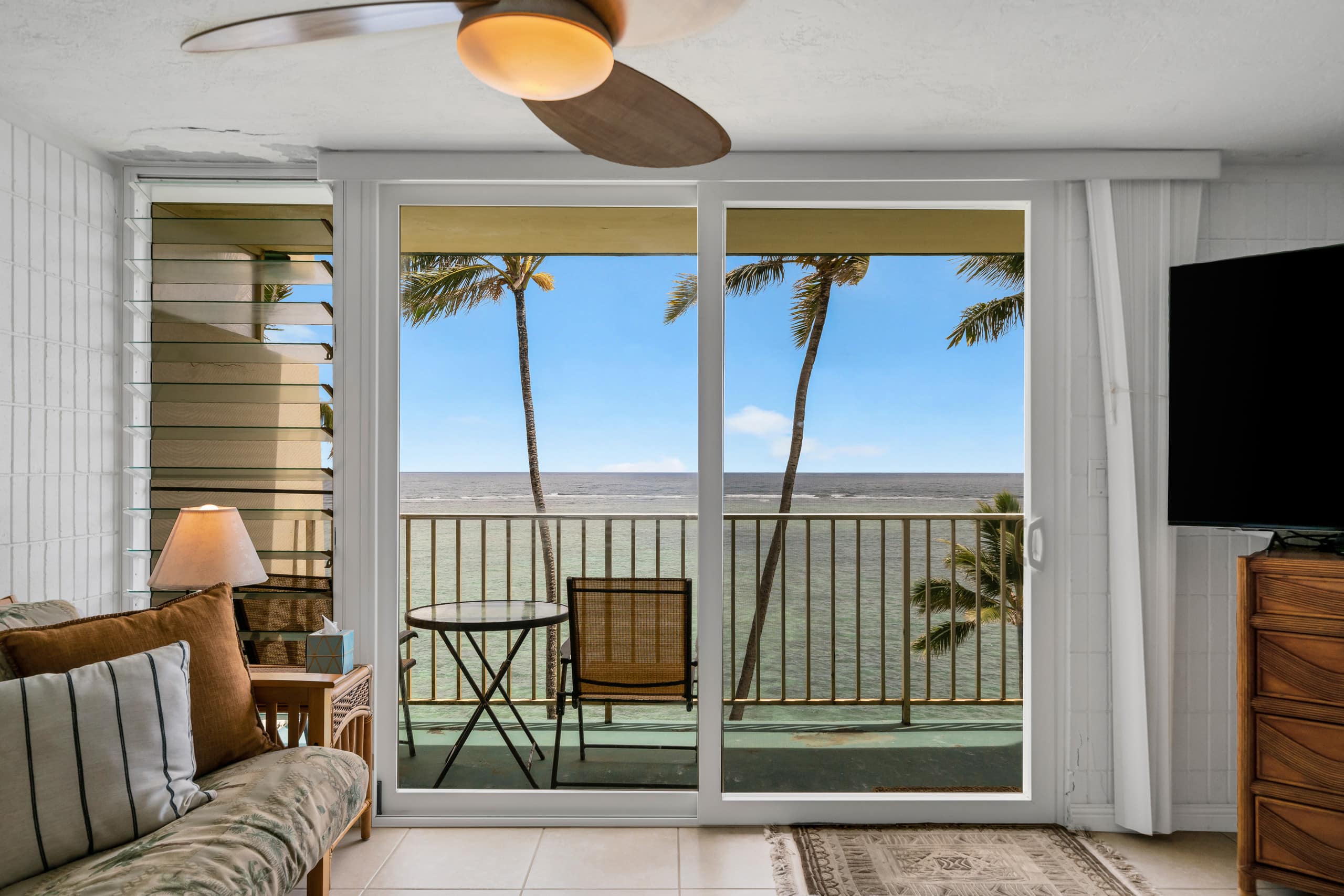 Condo in Hauula · ★4.88 · 1 bedroom · 3 beds · 1 private bath - Image 7