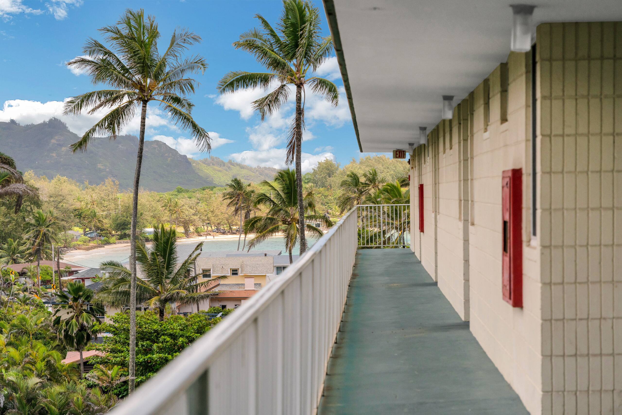 Condo in Hauula · ★4.88 · 1 bedroom · 3 beds · 1 private bath - Image 36