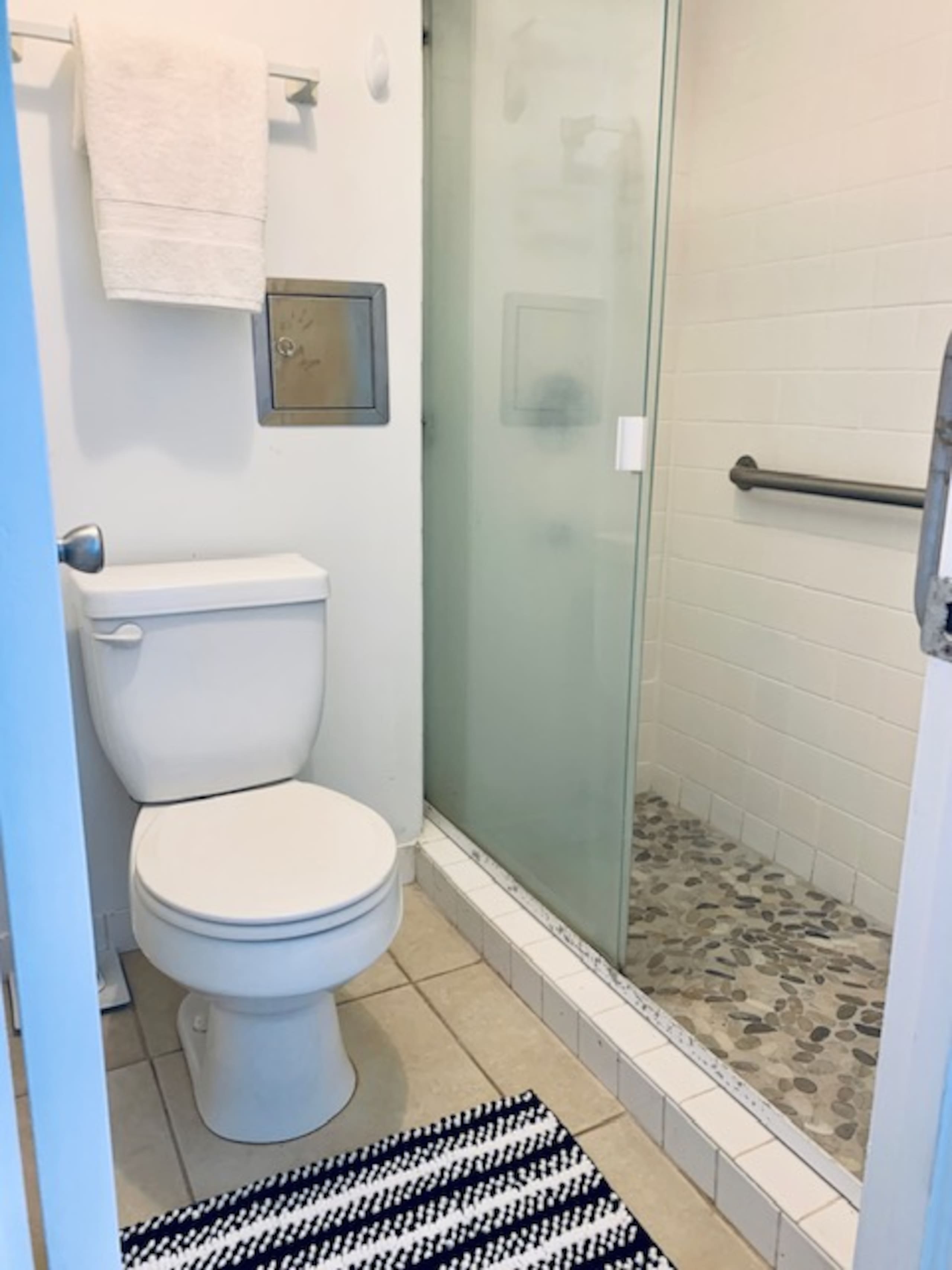 Condo in Hauula · ★4.88 · 1 bedroom · 3 beds · 1 private bath - Image 20