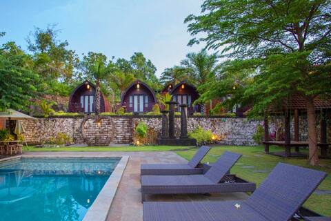 3 Private Cabins in Nature Villa with Shared Pool