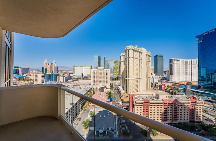 Las Vegas Strip Views! 2BR Suite at Signature MGM
