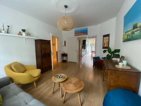 Successful Airbnb property: Convenient Family Apartment with Private Garden in Scheldebuurt Midden
