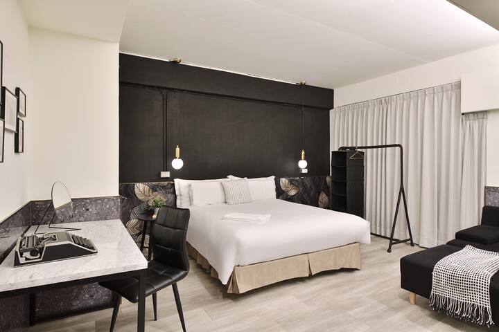 B / 北歐舒適寬敞4房5衛~16人房/MRT中山國中站5Mins/上引水產 gallery image 3