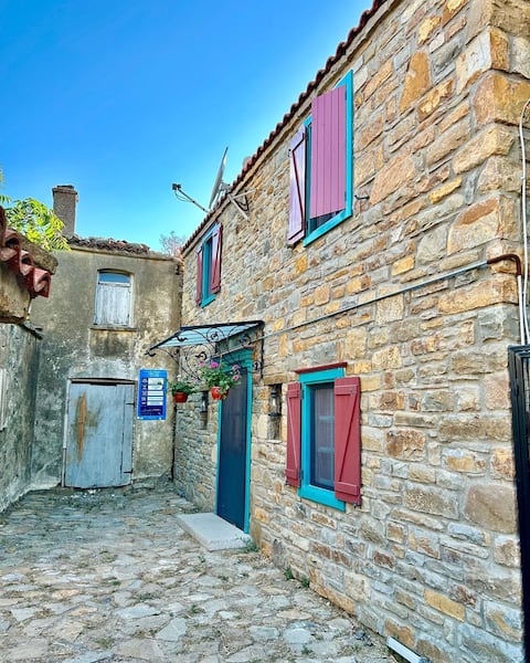 Historical Stone House in Gökçeada Eski Bademli