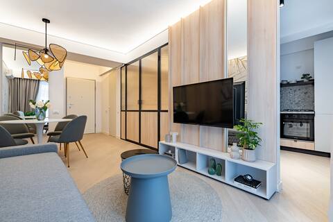 North by Urbanesq / Cortina / D