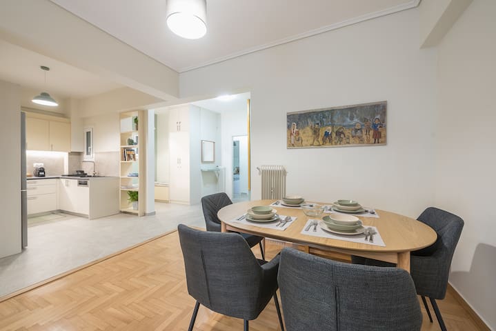 Point: Acropolis museum