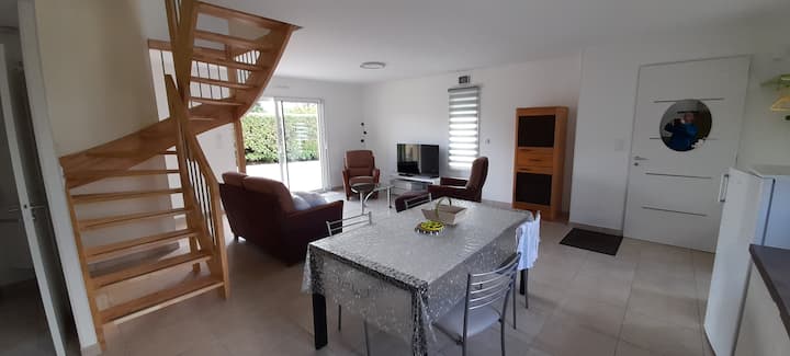 Maison Neuve Tout Confort En Pleine Campagne - Aveyron