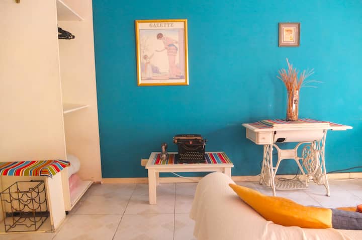 Refurbished furnished studio on a pedestrian street in San Telmo