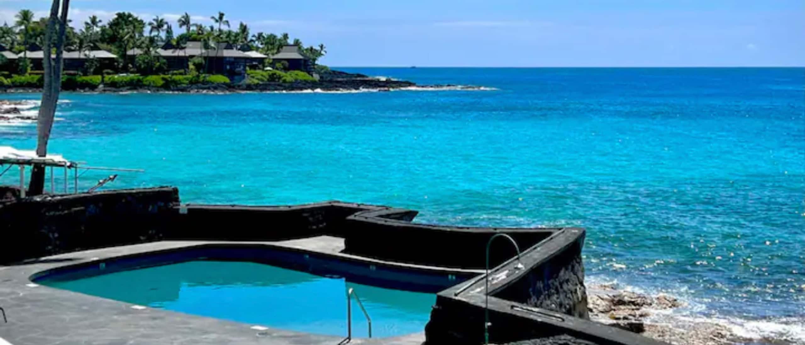 Boutique oceanfront Condo Studio Aug/Sep specials  - Image 27