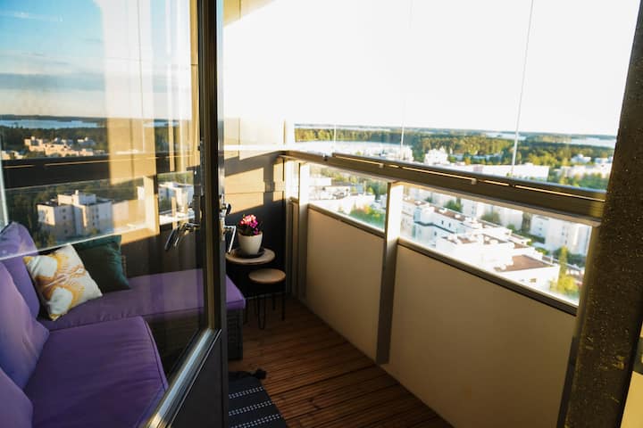 White 2-room With Sauna Next To Metro & Nature - Helsinki