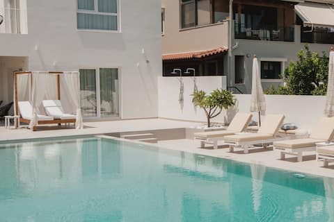 Ennea suites-Space suite
