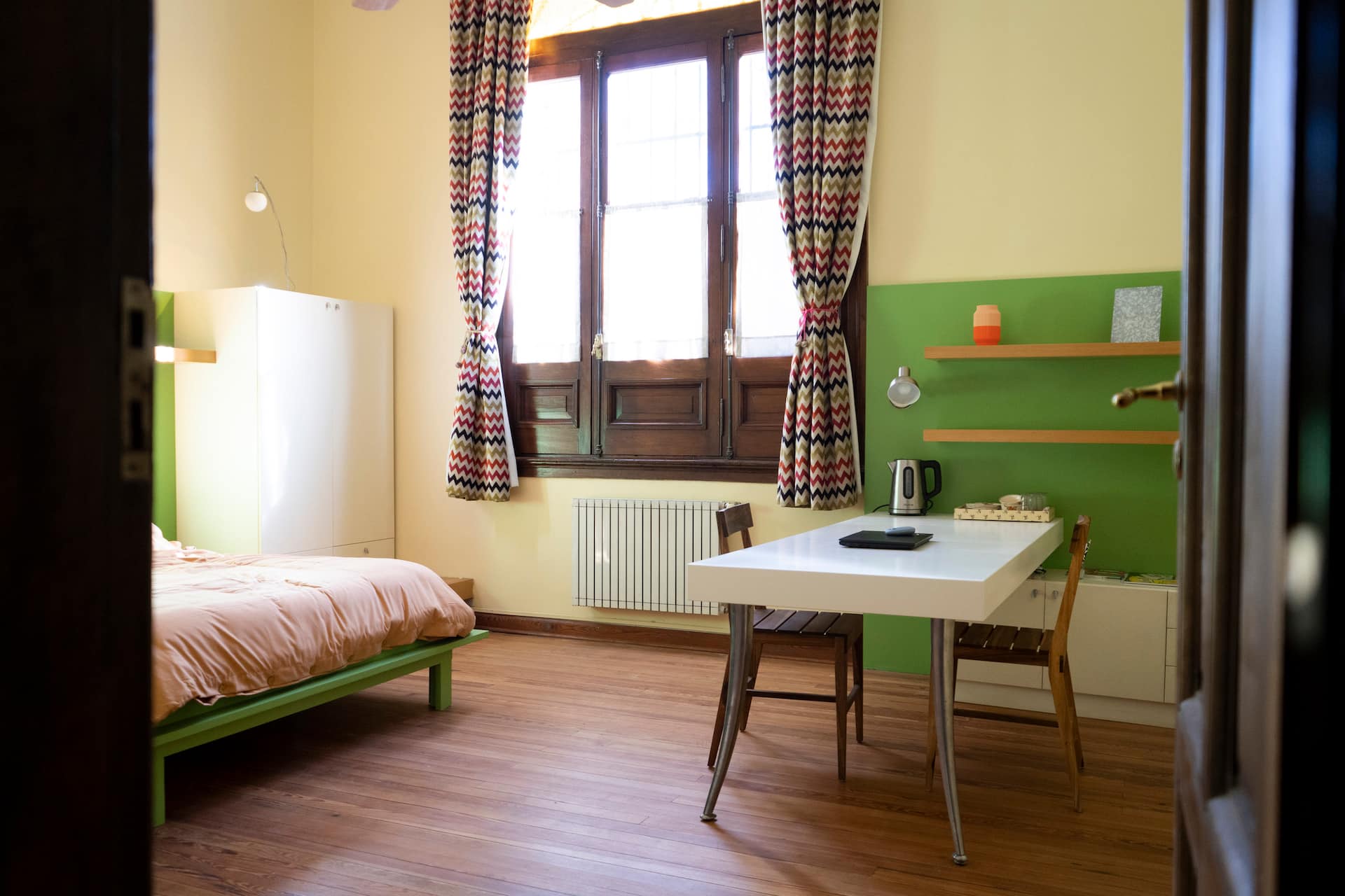 Room in Villa Crespo in an older house with private bathroom