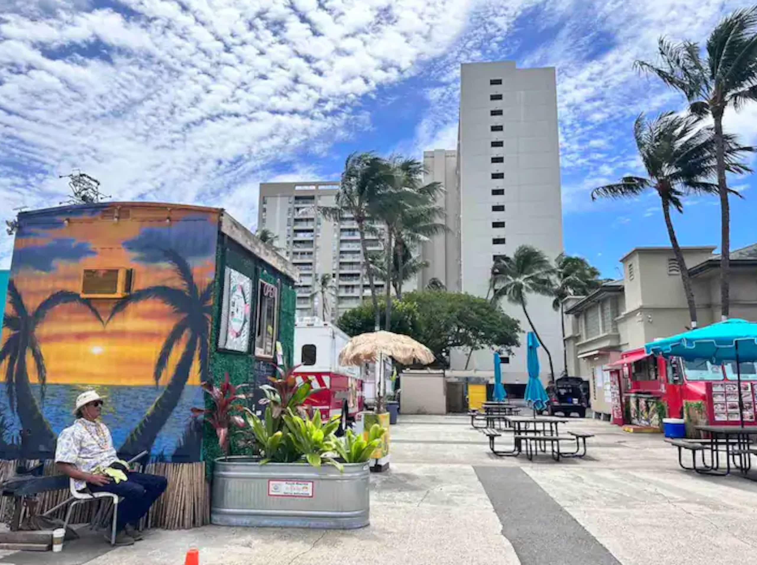 Hotel in Honolulu · ★4.8 · Studio · 1 bed · 1 private bath - Image 25