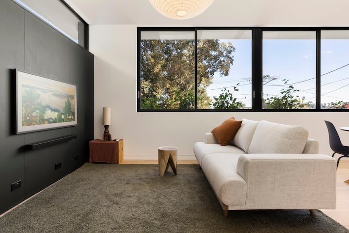 Luxe Guesthouse W Bonus Studio Space - Bondi Beach