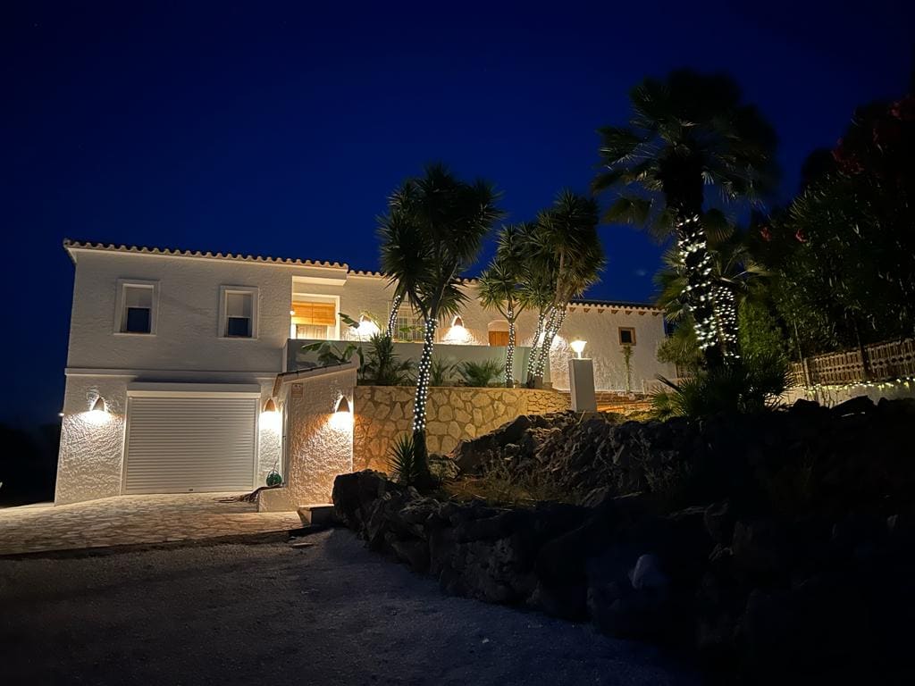 Villa Cactus, BBQ, pool, Pedreguer - Villas for Rent in Pedreguer,  Comunidad Valenciana, Spain - Airbnb
