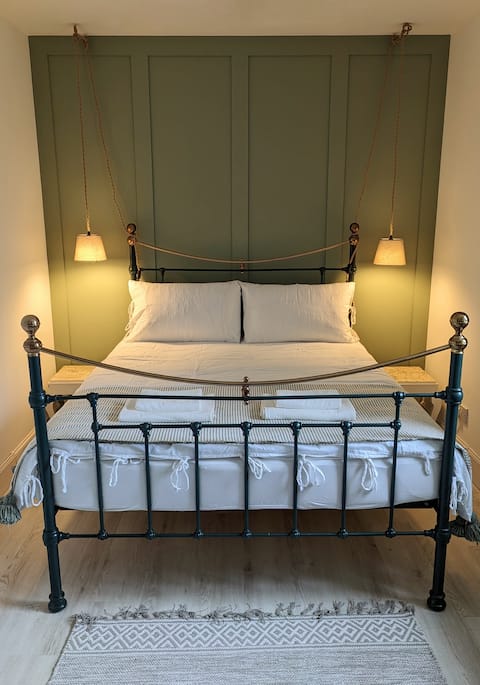 Cosy Highland Fireside Escape