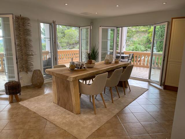 Traumhafte Villa in Camp de Mar gallery image 3