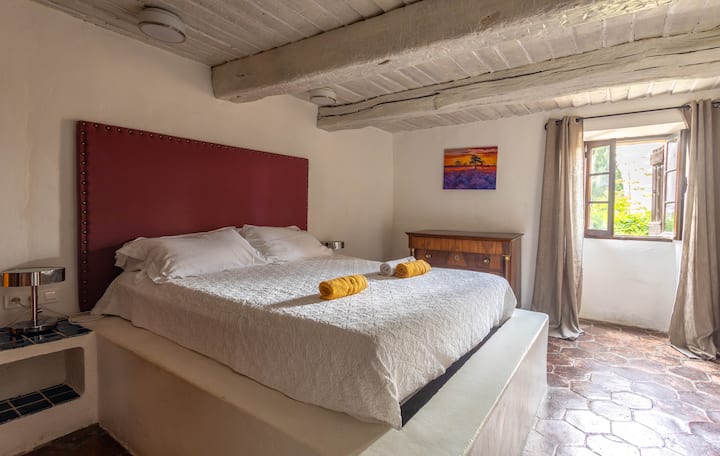 غرفة النوم الرئيسية الثانية