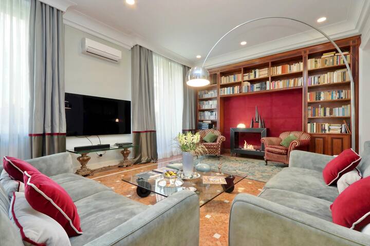 Prestigious Apartment Coppedé District gallery image 2