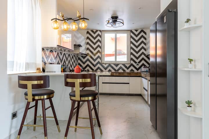Full kitchen image 2