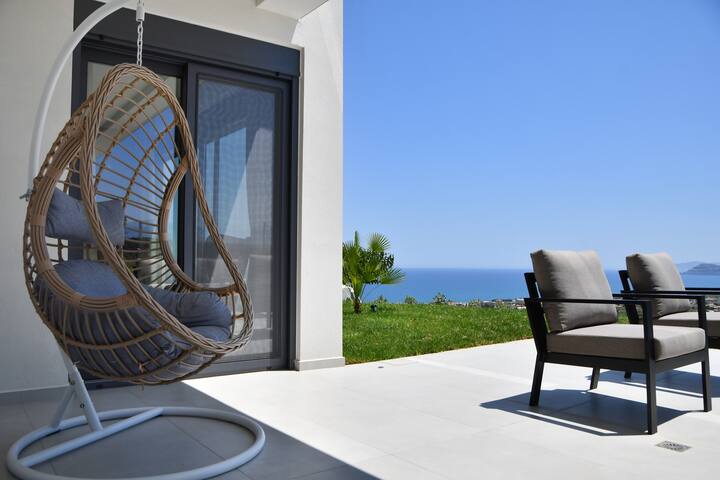 Lux Villa 107 with Private Pool & Panoramic View 2 gallery image 5