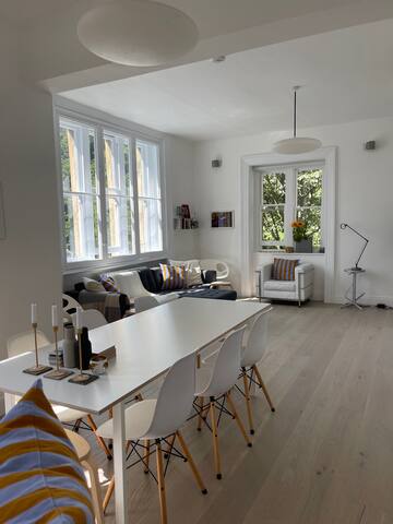 All Angels flat overlooking London Fields gallery image 3