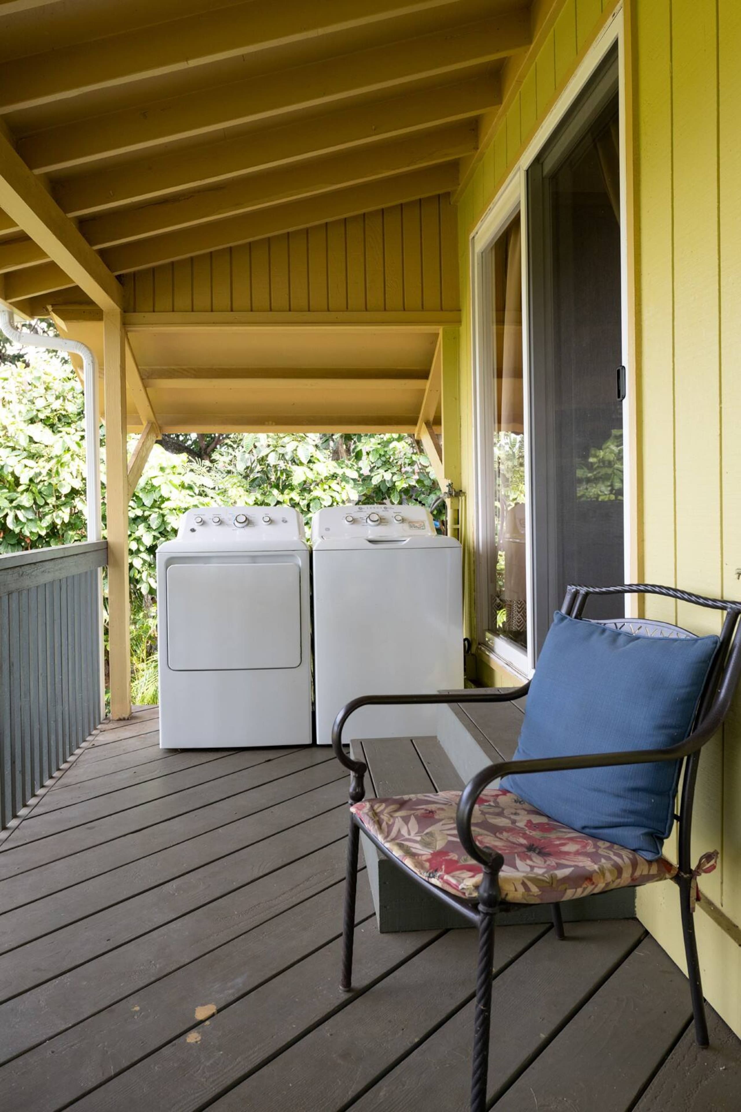 Home in Haiku-Pauwela · ★4.95 · 1 bedroom · 1 bed · 1 private bath - Image 9