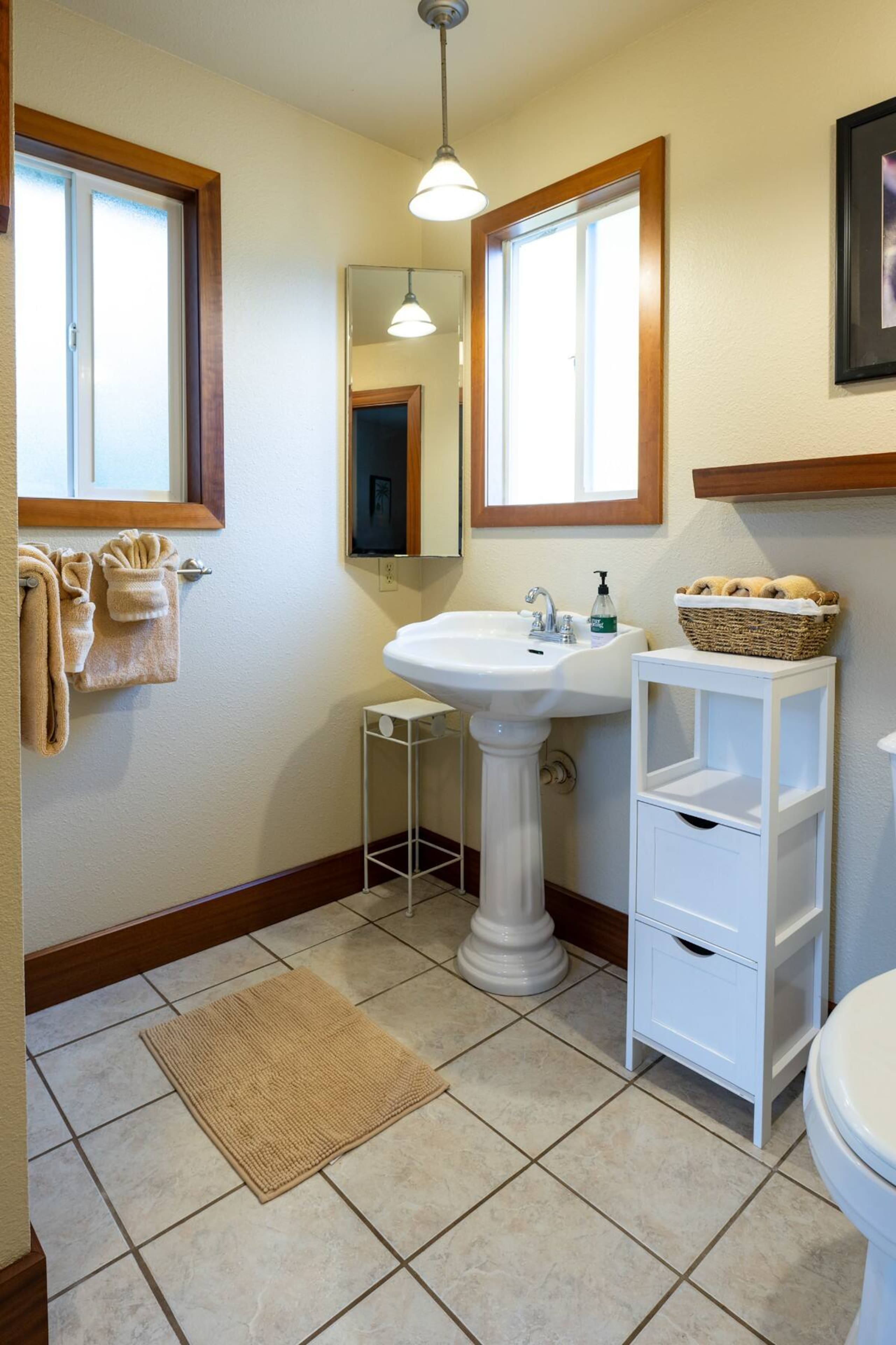 Home in Haiku-Pauwela · ★4.95 · 1 bedroom · 1 bed · 1 private bath - Image 6