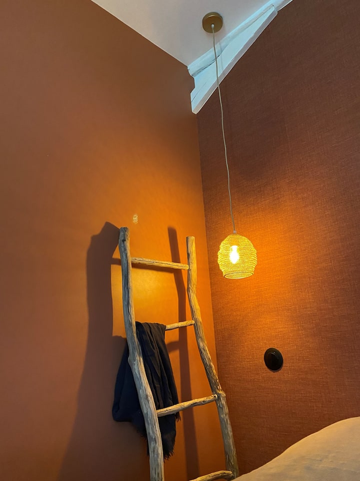 საძინებელი 2