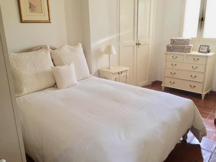 Appartement Au Cœur Du Village - Parking Privé - Cassis
