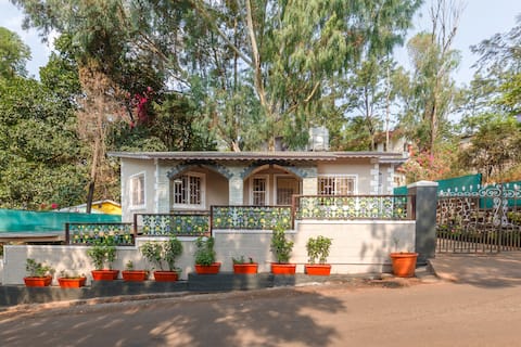 Parsi Style 2 bedroom Villa in Panchgani