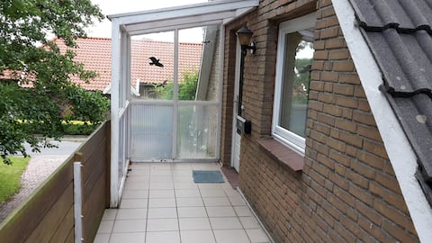 Top Airbnb: Haus Hille am Deich Möwe Apartment in Wangerland
