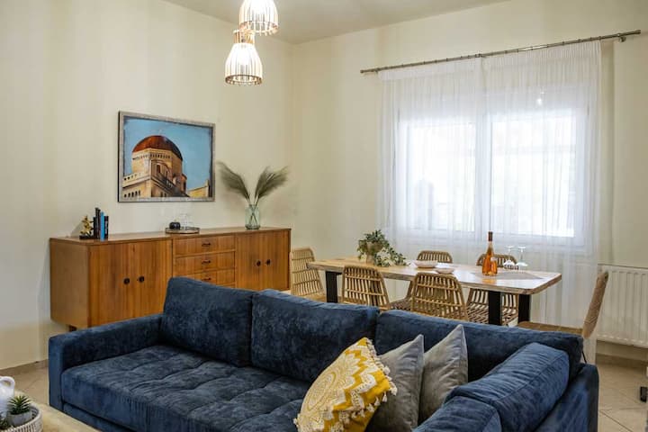 Marios House - Kaminaki