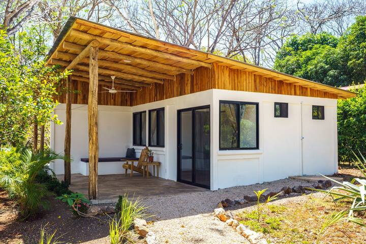 Private Bungalow at Peace Retreat (All Inclusive)