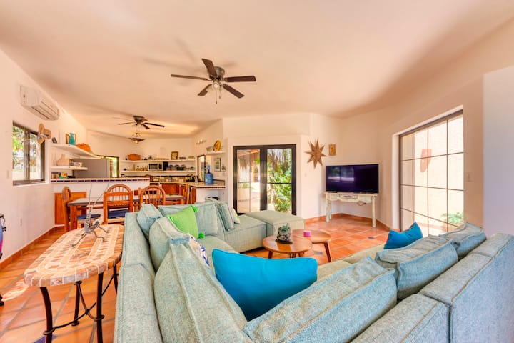 True Gem Just Steps Away From The Beach! - Los Barriles