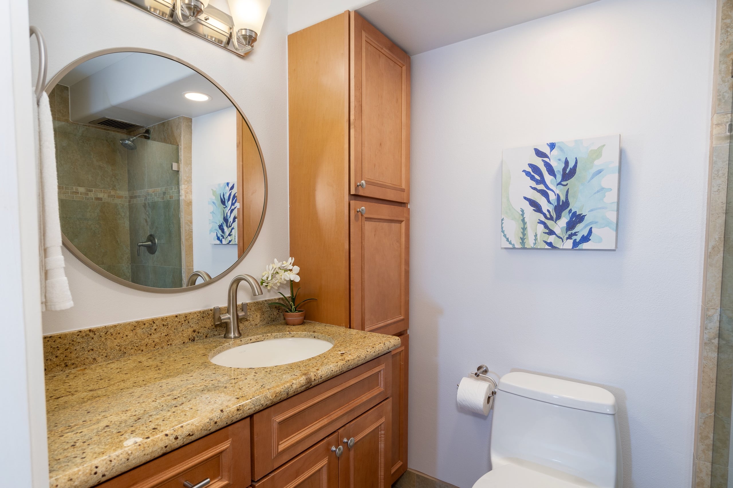 Condo in Kihei · ★4.97 · 2 bedrooms · 2 beds · 2 baths - Image 16