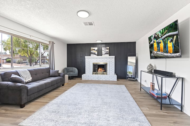 Dhomë familjare me divan me madhësi dopio "queen"