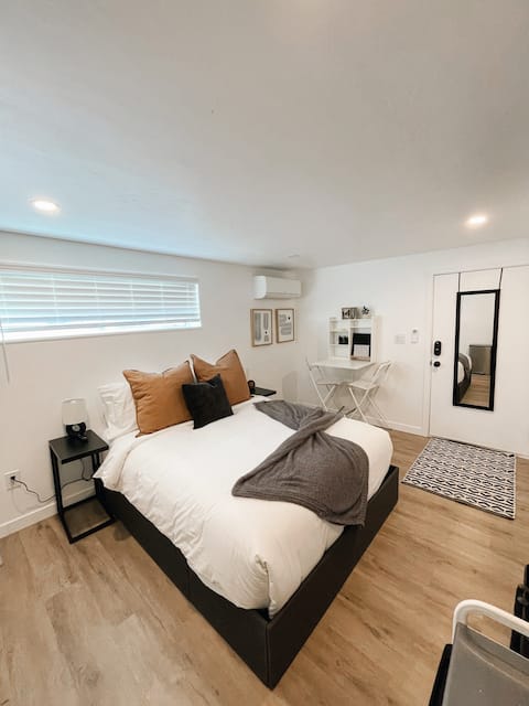 North SLC Suite B