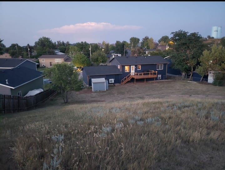 15 Mi To Sturgis & 5 To Rapid - Black Hawk, SD