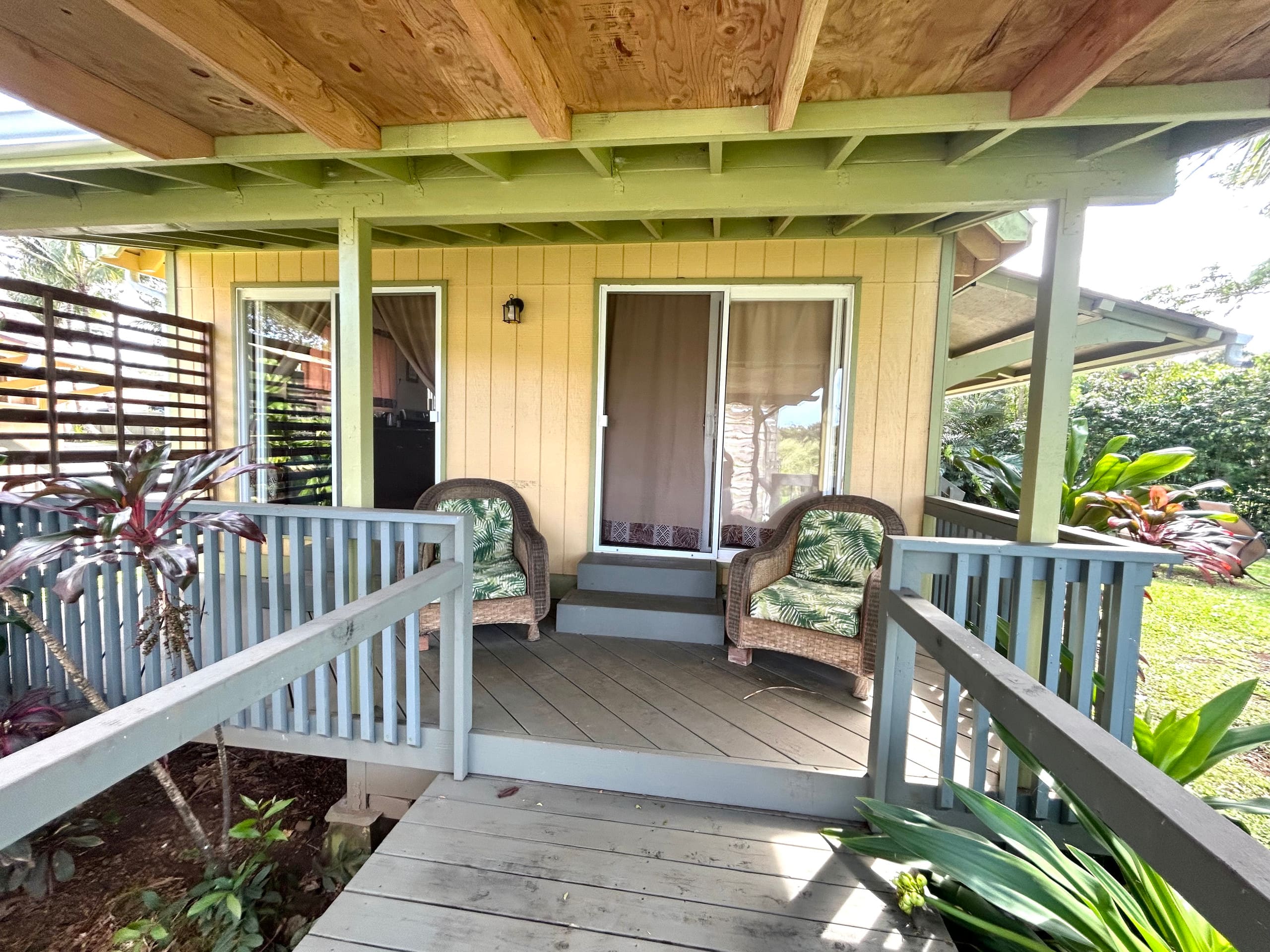 Home in Haiku-Pauwela · ★4.97 · 1 bedroom · 1 bed · 1 private bath - Image 8