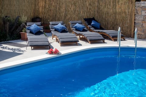 Villa Fjaka Rab -small house