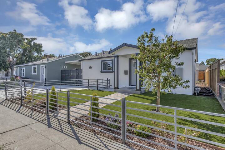 (a) 2 Separated Units, 2br/2ba each gallery image 2