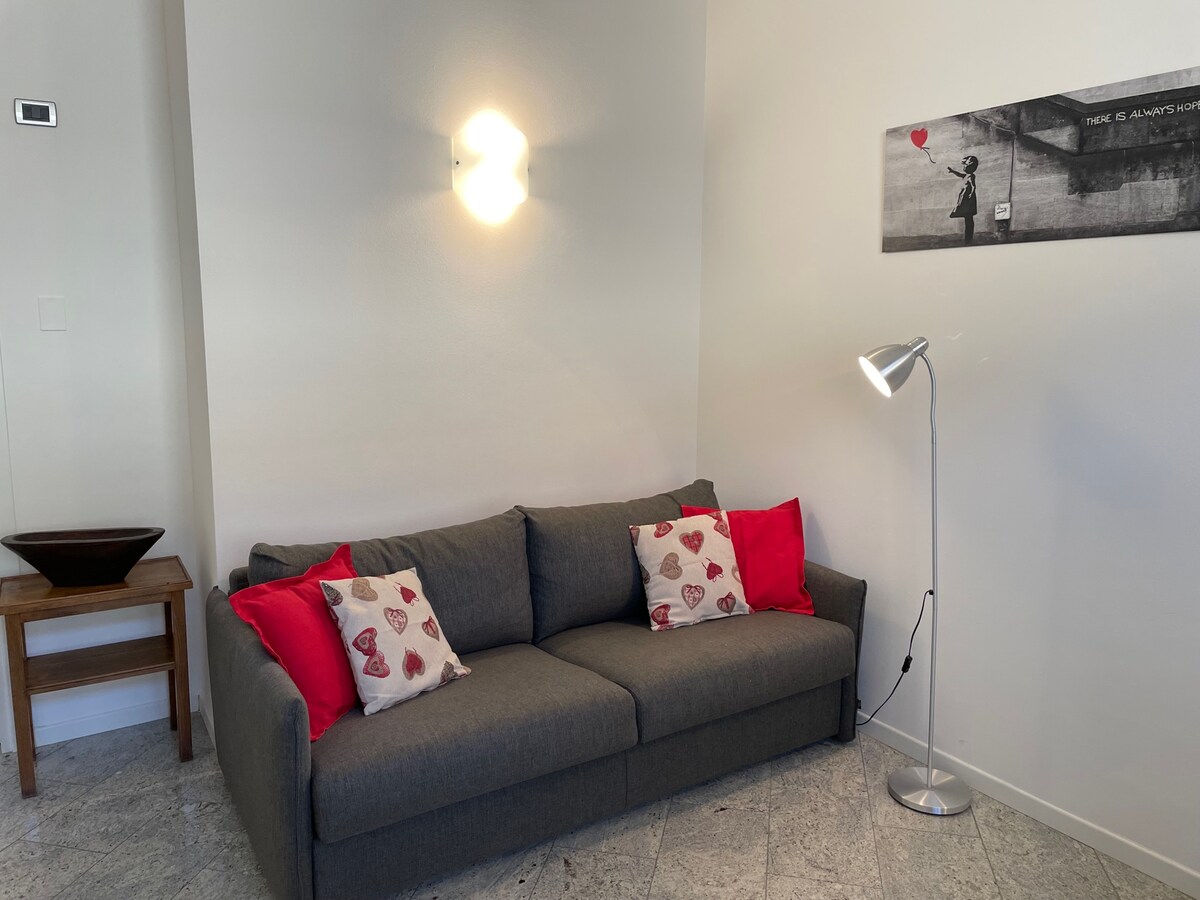 გასაშლელი დივანი