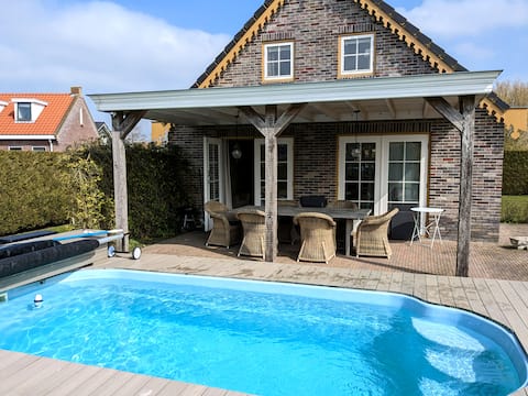 Holiday home with pool and garden