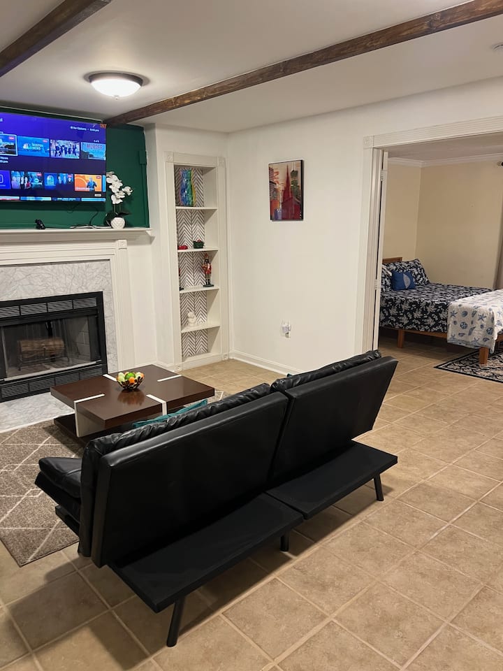 Apartment- 1br/1ba With Kitchenette - Montgomery County, MD