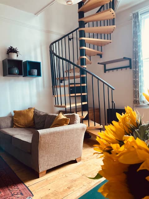 Popular Airbnb listing: Unique home in central Ludlow in Ludlow
